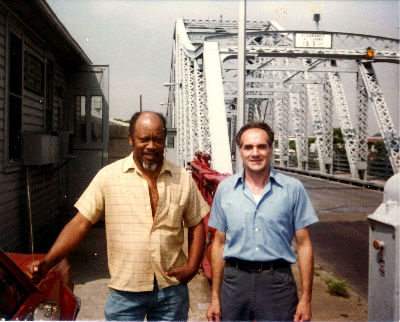 Anthony Gannatti (right) with assistant bridge operator Tom Dennard at the Grand Street Bridge in 1981